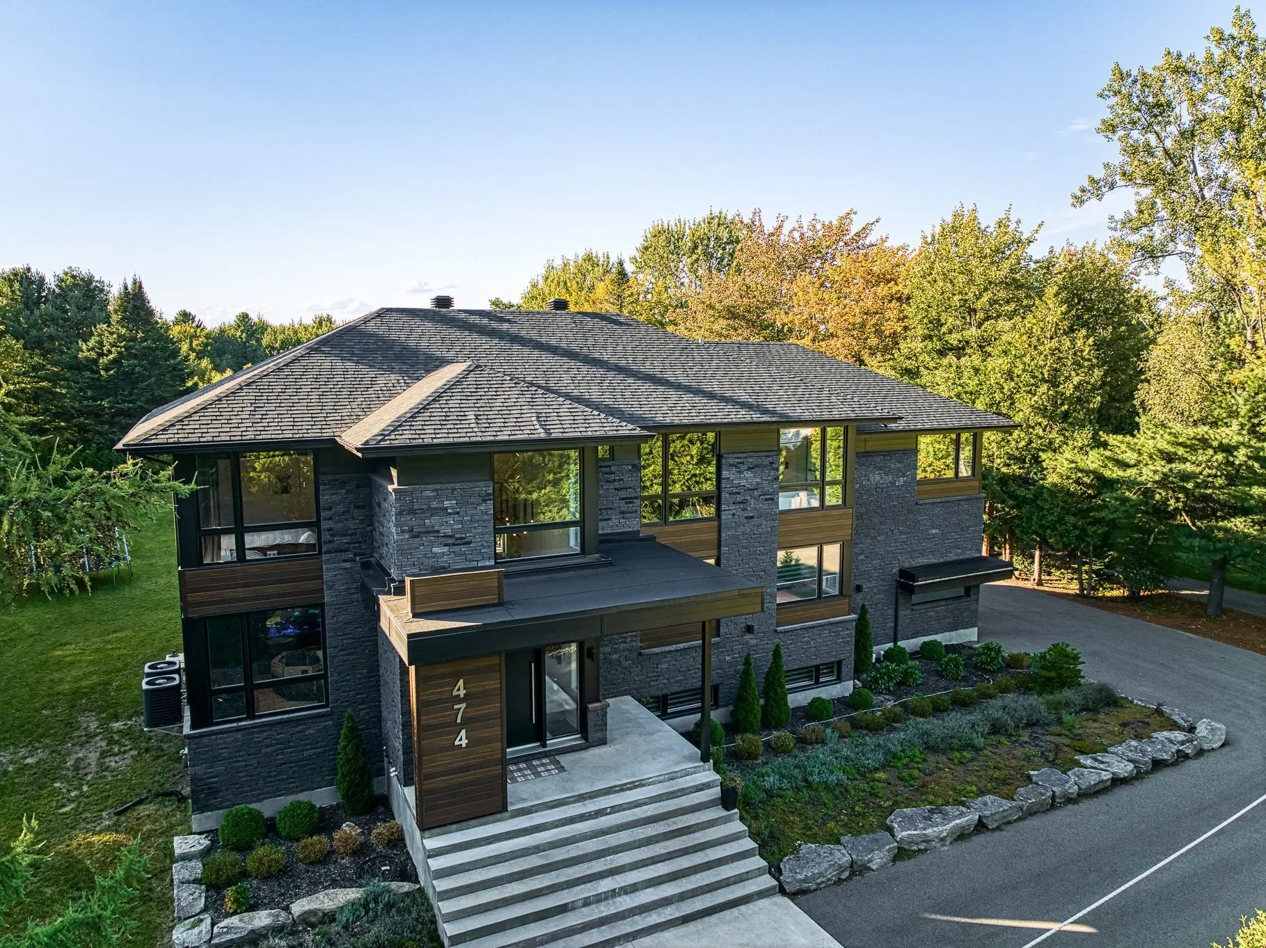 Exterior photo 11