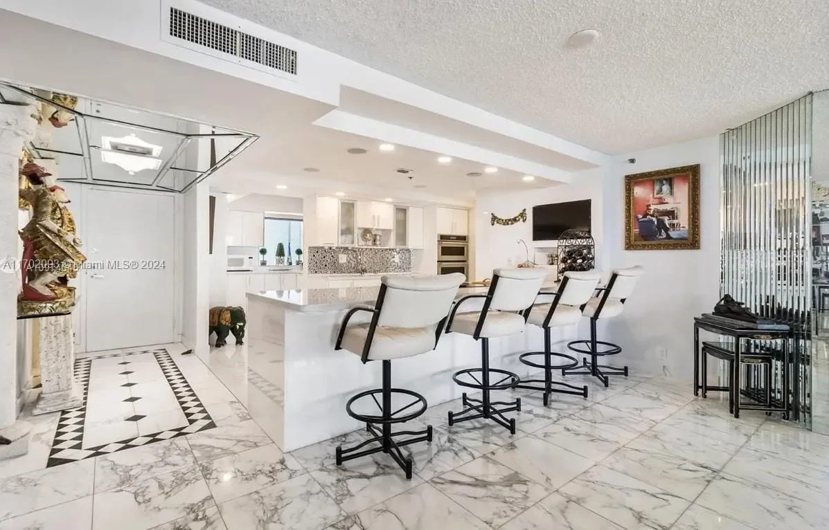 1717 N Bayshore Dr A-3451, Miami, Florida, United States. - Photo 7