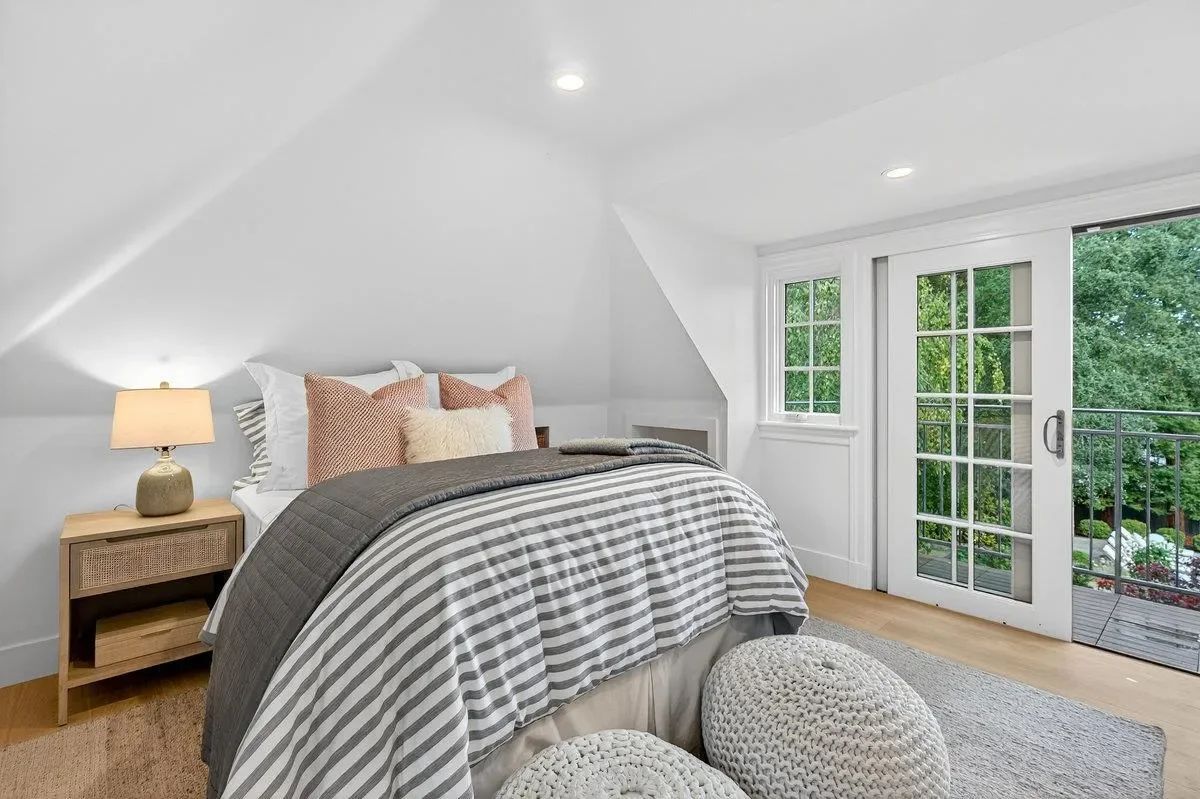 729 Chiltern Road, Hillsborough, CA 94010, Burlingame, California, United States. - Photo 20