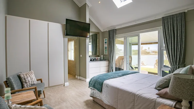 Cape Town, Western Cape, South Africa. - Photo 14