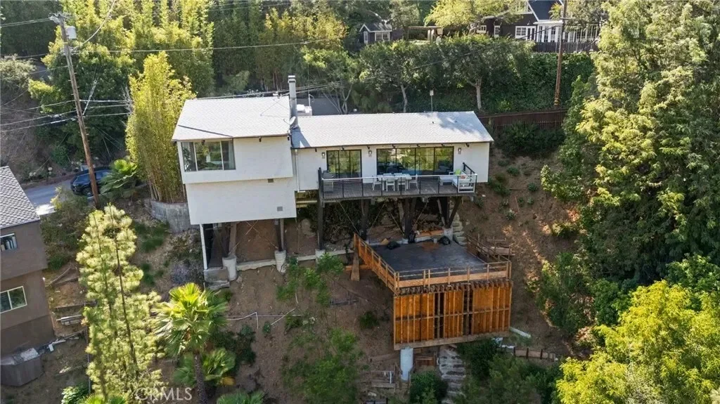 2522 Zorada Drive, Los Angeles, California, United States. - Photo 36