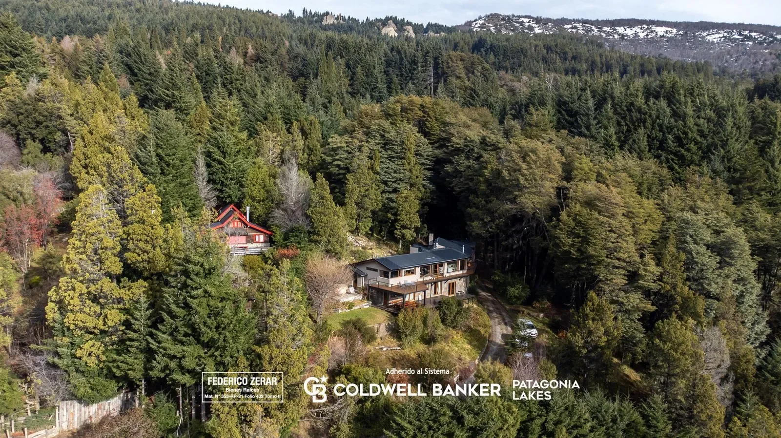 VENTA - Exclusiva casa de 8 ambientes, 5 dormitorios, 6 baños en barrio Las Vertientes, Bariloche, San Carlos de Bariloche, Río Negro, Argentina. - Photo 31