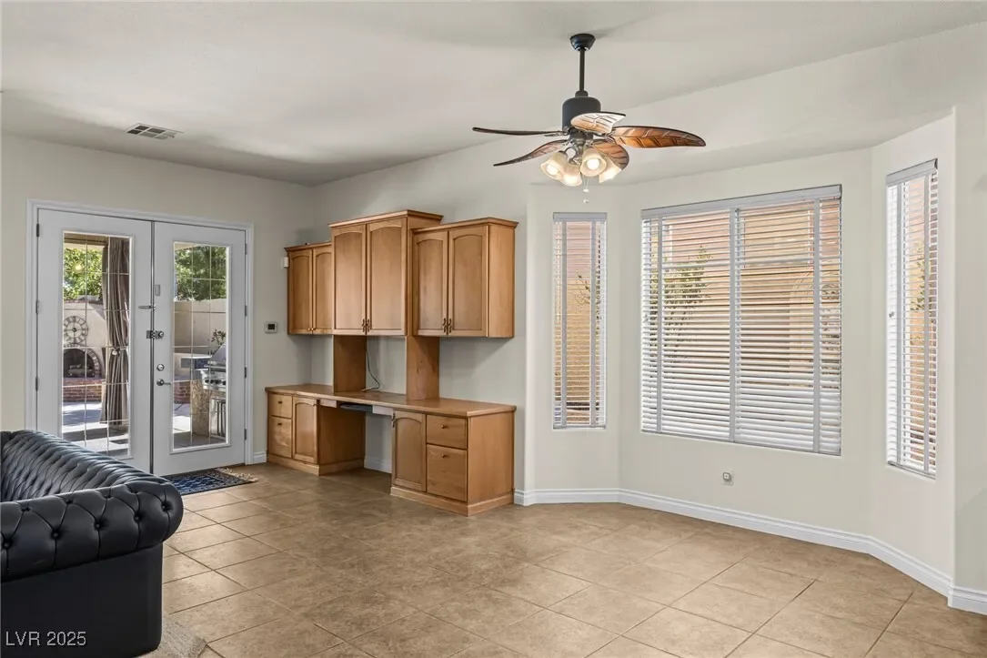 8095 Dark Hollow Place, Las Vegas, Nevada, United States. - Photo 34