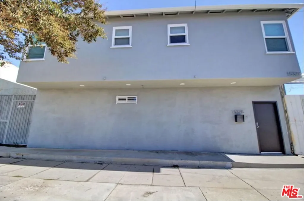 15328 S San Pedro Street, Gardena, California, United States. - Photo 10