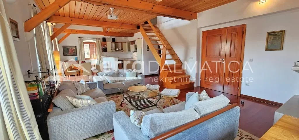 Gallery photo 5