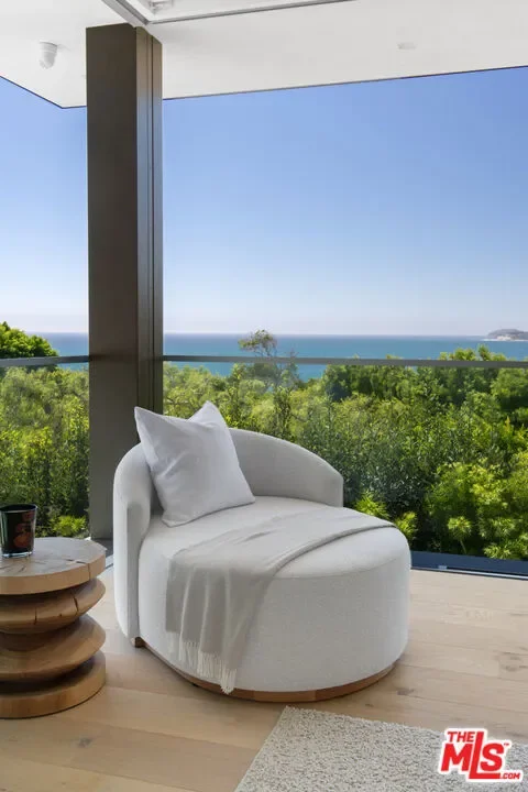 26946 Pacific Coast Hwy, Malibu, California, United States. - Photo 30