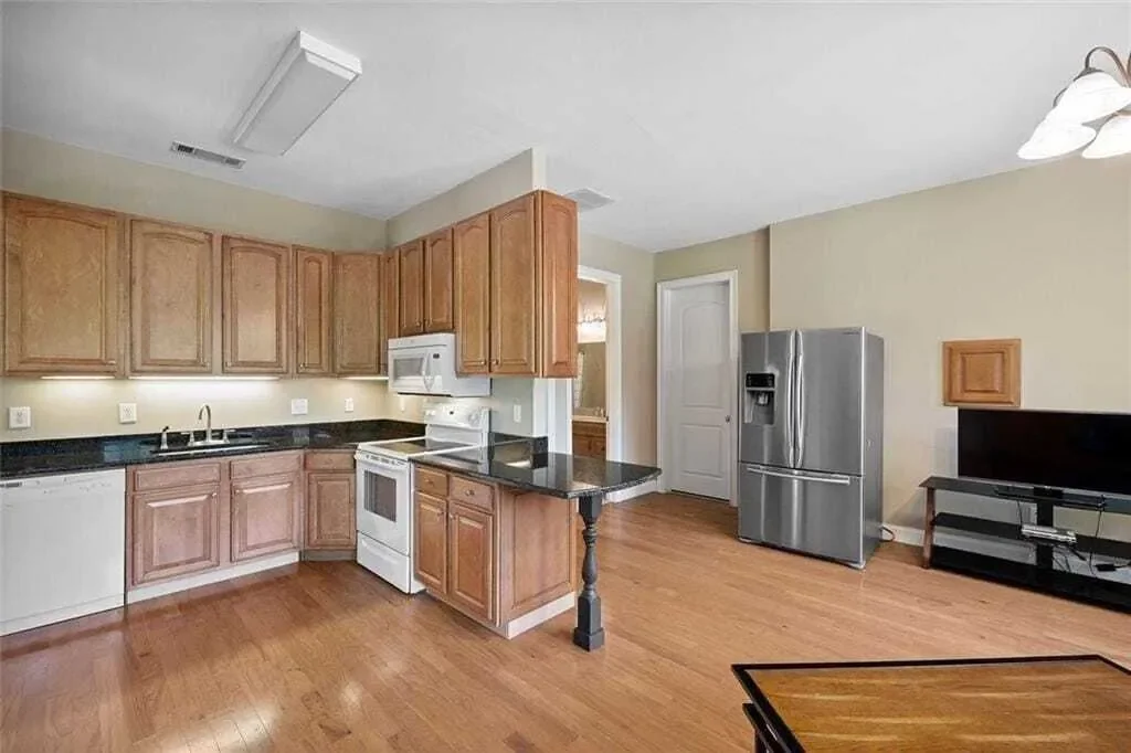 11140 W. Road, Roswell, Georgia, United States. - Photo 42