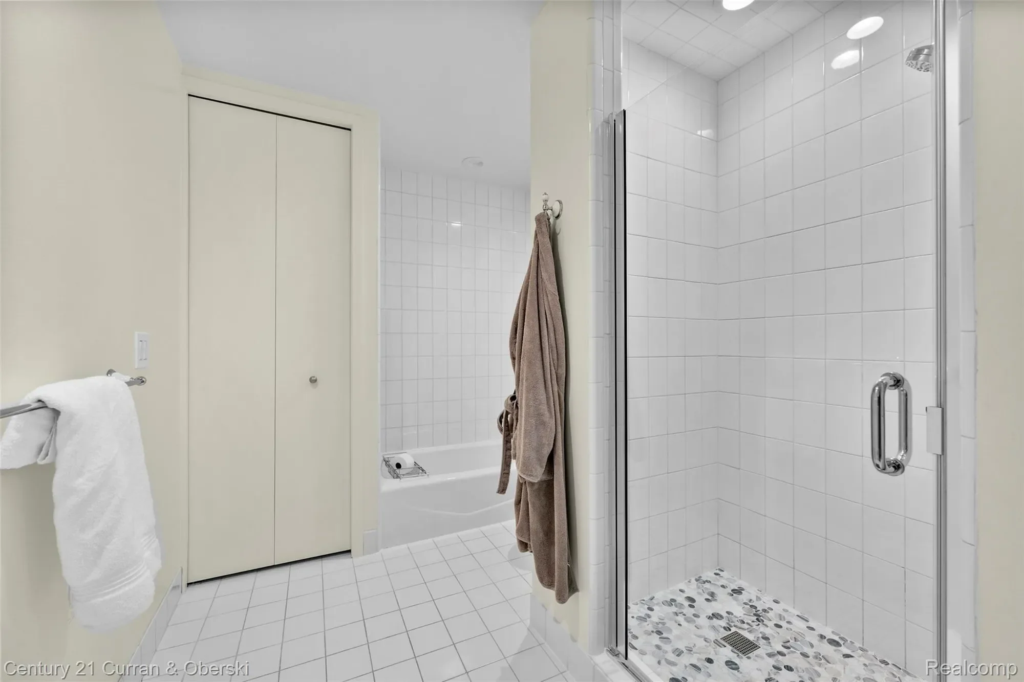 9 West Lane, Dearborn, MI 48124, Dearborn, Michigan, United States. - Photo 50