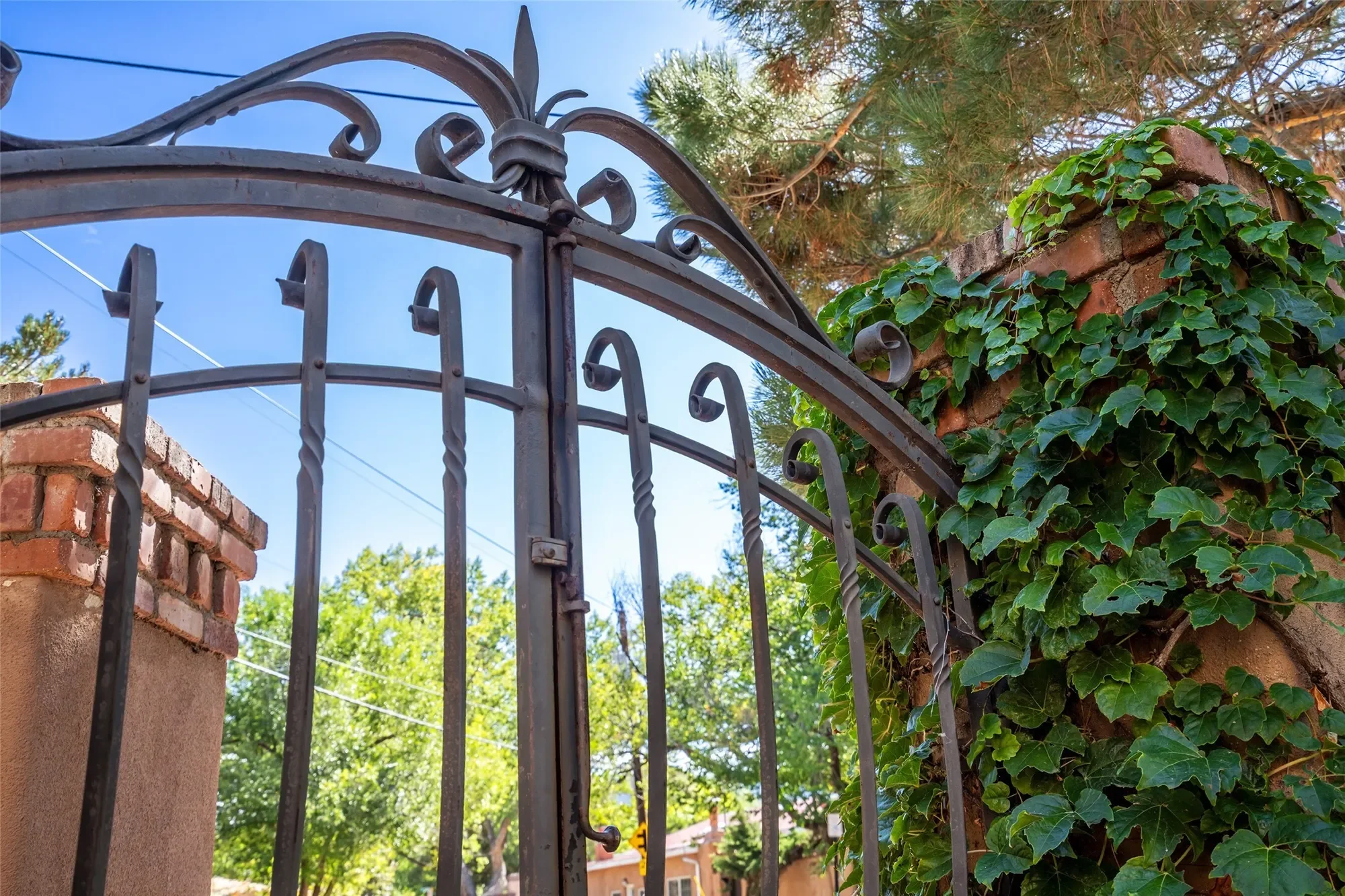 500 Garcia Street, Santa Fe, NM 87505, Santa Fe, New Mexico, United States. - Photo 3
