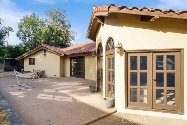 23911 Homezell Drive, 91304, California, United States. - Photo 43