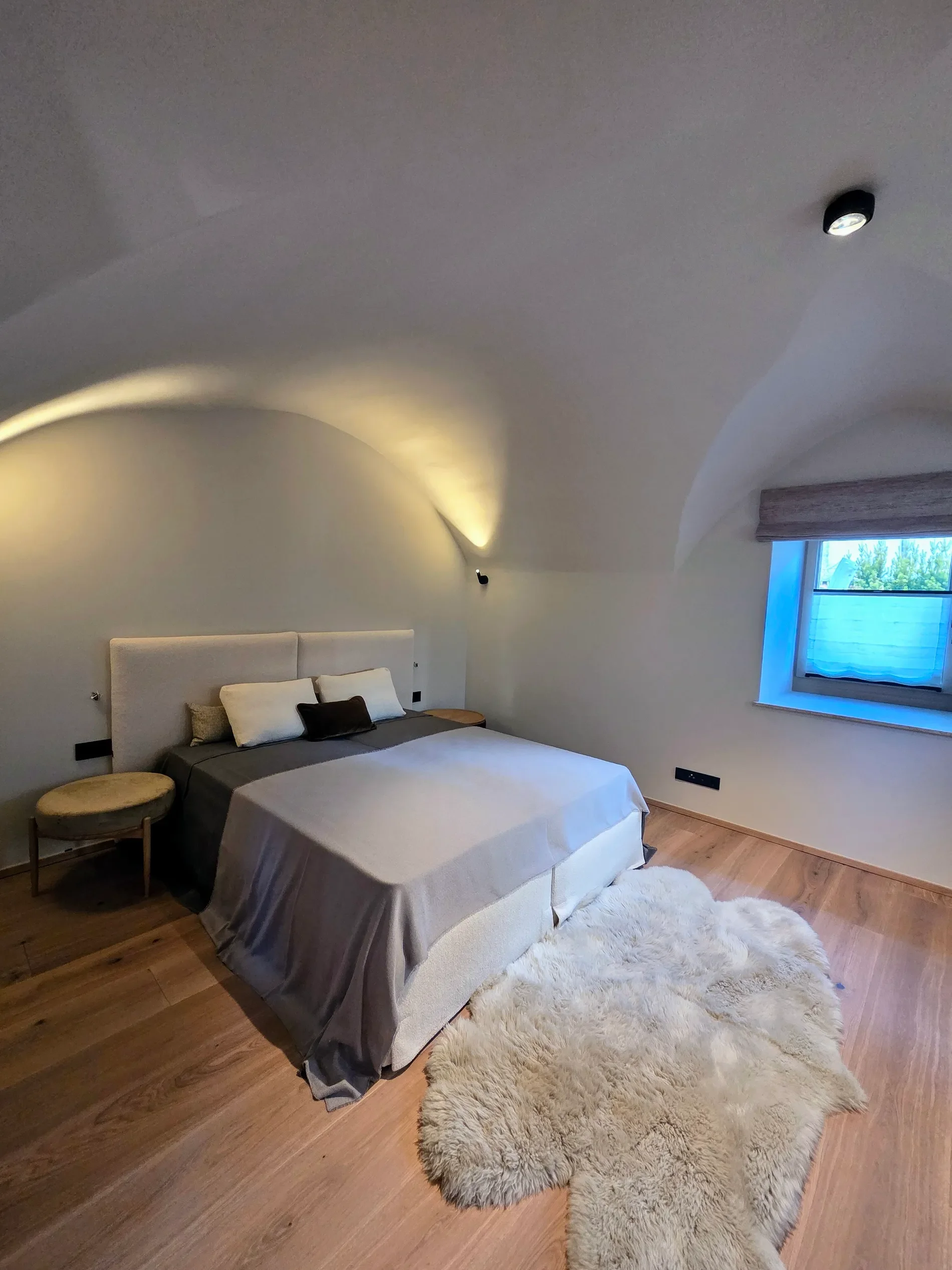 Gallery photo 4