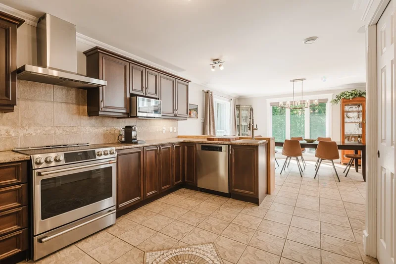 2 Rue des Colibris, Lac-Brome, Quebec, Canada. - Photo 30
