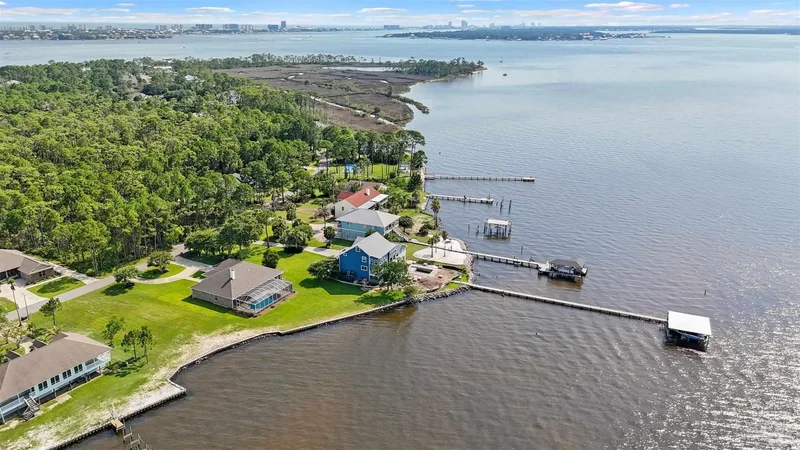 5450 N Shore Rd, Pensacola, FL 32507, Pensacola, Florida, United States. - Photo 57