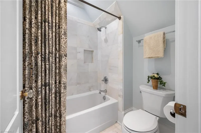 3313 Gaston Road, Greensboro, North Carolina, United States. - Photo 35
