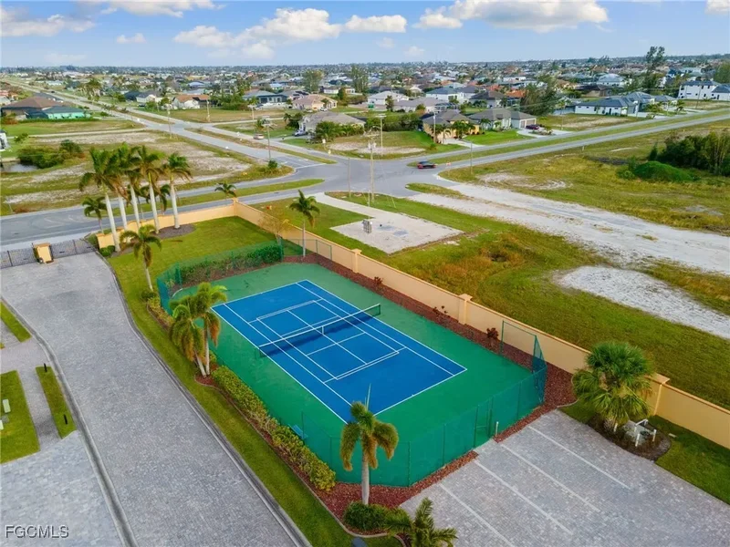898 W Cape Estates Circle, Cape Coral, Florida, United States. - Photo 49