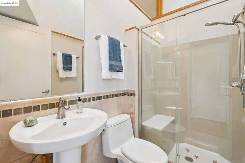 2063 Tapscott Ave., El Cerrito, California, United States. - Photo 31