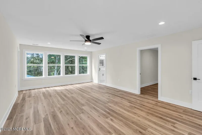 1730 Old Freehold Road, Toms River, New Jersey, United States. - Photo 18