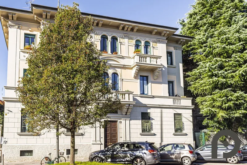 Via Vassallo, Milano, Milan, Lombardy, Italy. - Photo 9