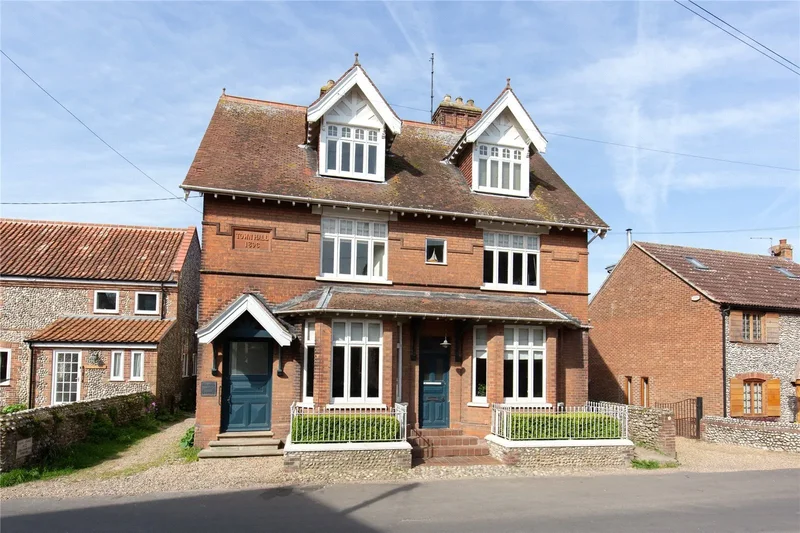 High Street, Cley, Holt, Norfolk, Cley next the Sea, England, United Kingdom. - Photo 7