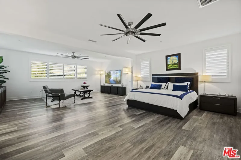 20211 W Liverpool Way, Los Angeles, California, United States. - Photo 28