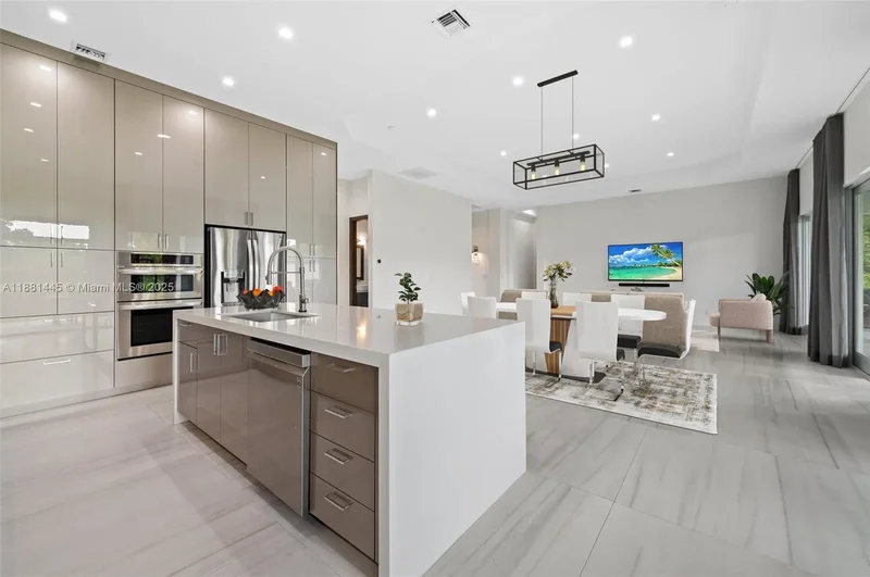 2400 SW 112th Ave, Davie, FL 33325, Davie, Florida, United States. - Photo 21