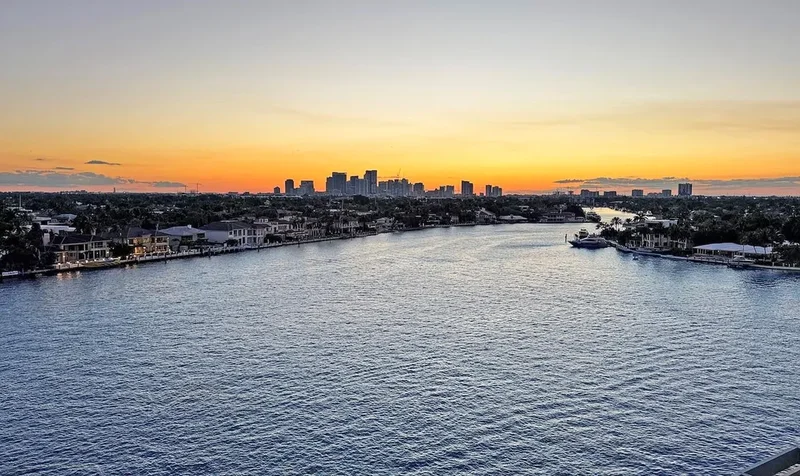 435 Bayshore Dr 702, Fort Lauderdale, Florida, United States. - Photo 1