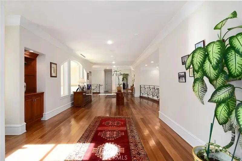18933 La Montana Place, Los Angeles, California, United States. - Photo 33
