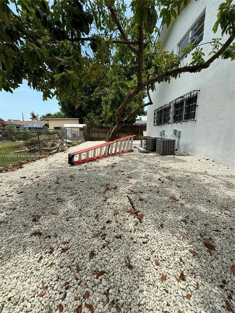 1927 NW 20th Ave, Miami, Florida, United States. - Photo 8
