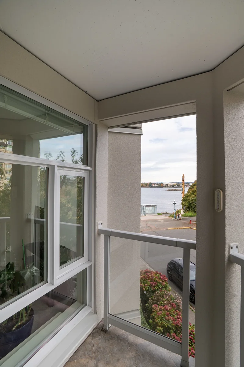 203-11 Cooperage Place, Victoria, BC V9A 7J8, Victoria, British Columbia, Canada. - Photo 16