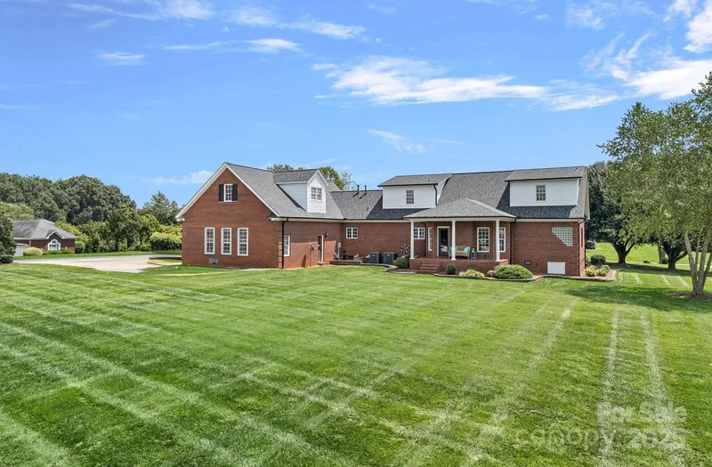 600 Ivah Lee Way, Monroe, NC 28110, Fairview, North Carolina, United States. - Photo 33