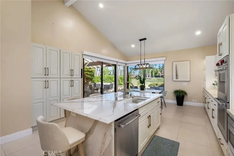 310 Running Springs Drive, Palm Desert, California, United States. - Photo 17