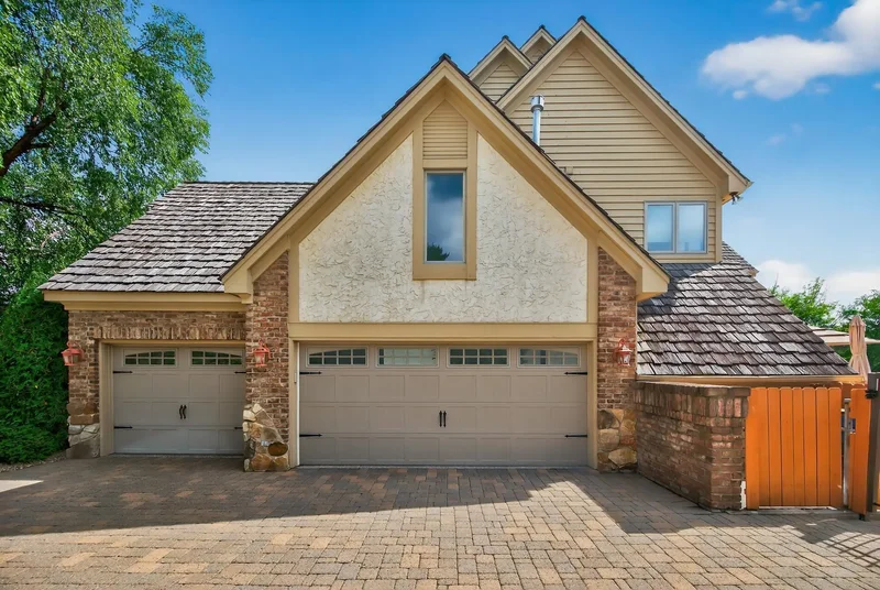 6993 Kenmare Drive, Bloomington, MN 55438, Minneapolis, Minnesota, United States. - Photo 78