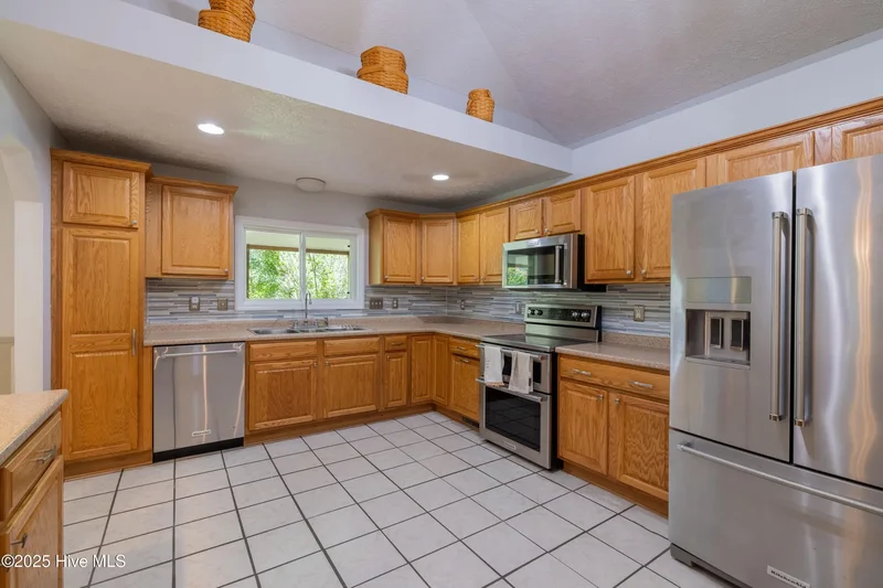 161 Howard Lane, Swansboro, NC 28584, Cedar Point, North Carolina, United States. - Photo 12