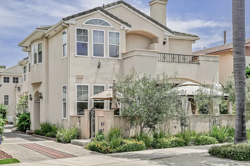 1034 & 1036 Isabella Avenue , Coronado, CA 92118, Coronado, California, United States. - Photo 2
