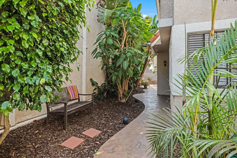 3935 Caminito Silvela , San Diego, CA 92122, San Diego, California, United States. - Photo 17