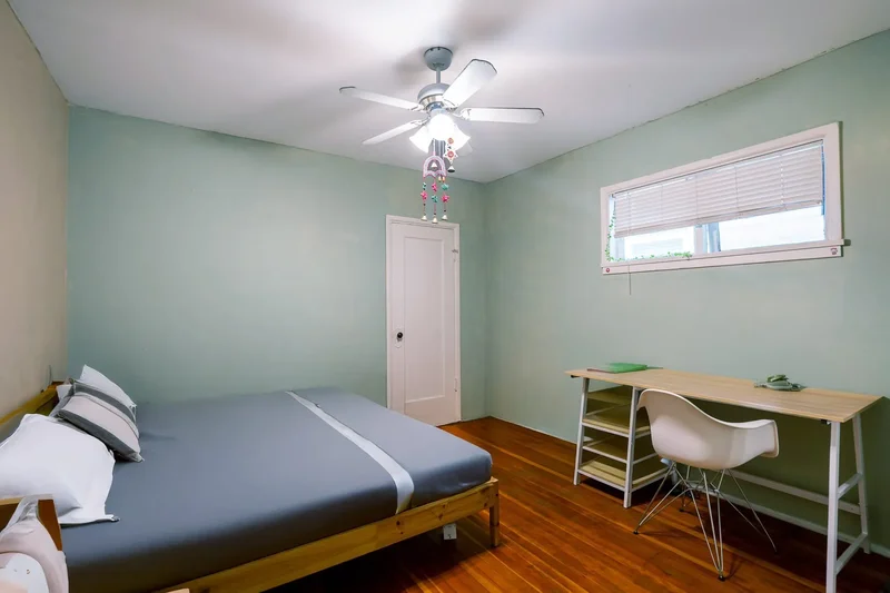 869 W 60th Avenue, Vancouver, British Columbia, Canada. - Photo 7