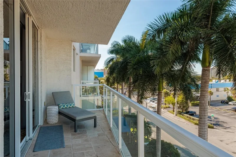 704 N Ocean Boulevard 404, Hillsboro Beach, Florida, United States. - Photo 65