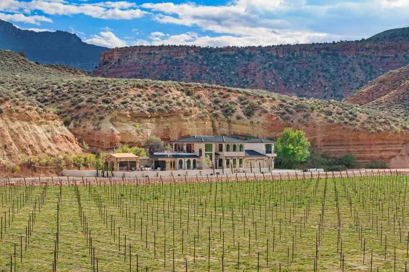 560 Vineyard Lane, Rockville, UT 84763, Rockville, Utah, United States. - Photo 48