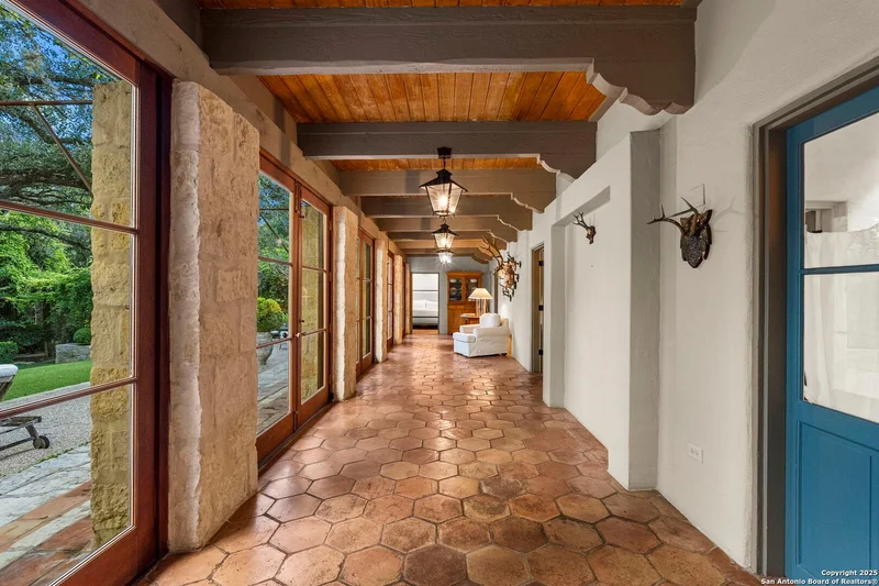 317 Limestone Creek, Hill Country Village, TX 78232, Hill Country Village, Texas, United States. - Photo 30