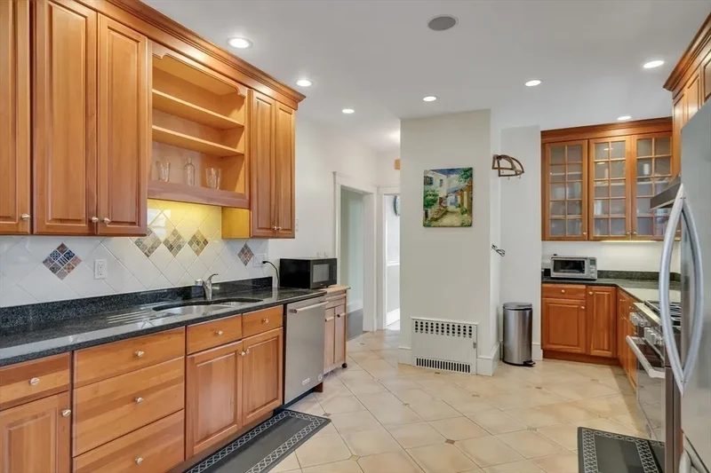 129 Auburn Street, Cambridge, MA 02139, Cambridge, Massachusetts, United States. - Photo 11