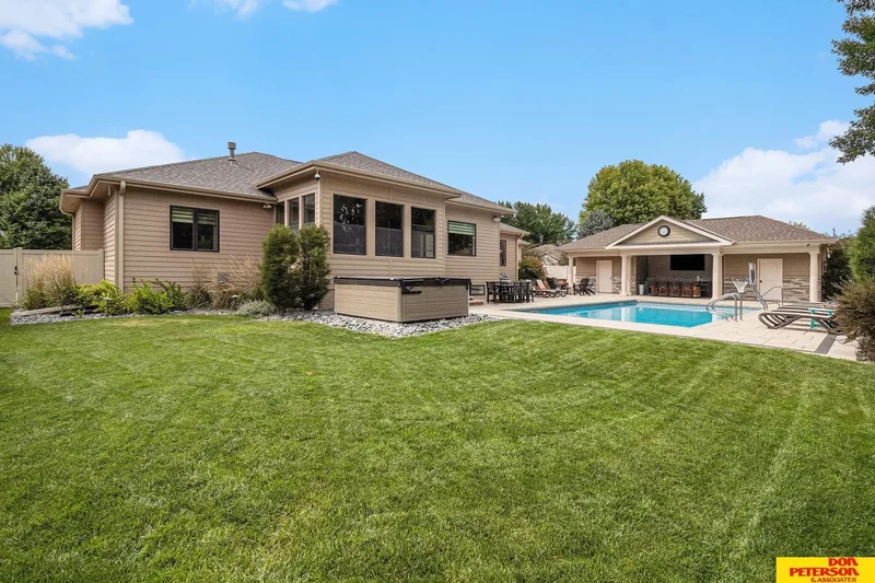1424 Woodlawn Drive, Fremont, NE 68025, Fremont, Nebraska, United States. - Photo 43