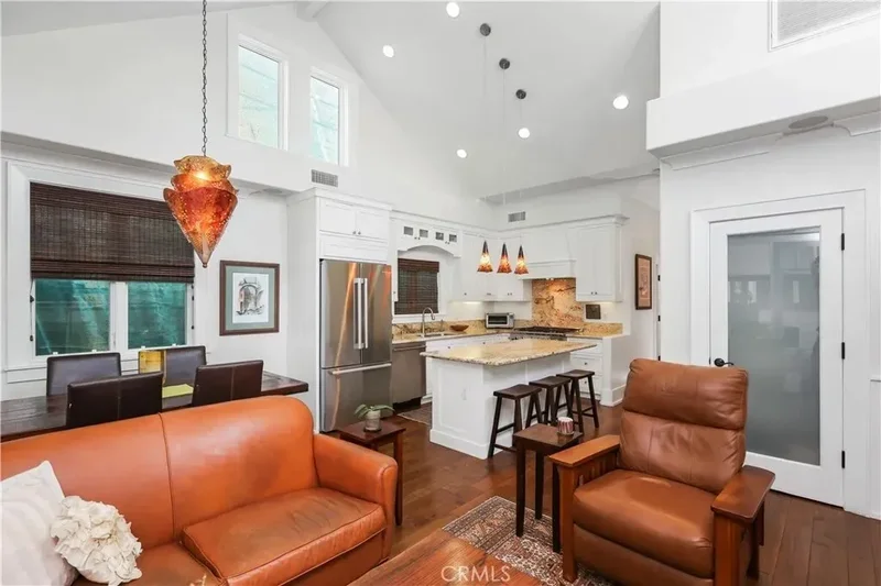 516 Poinsettia B, Newport Beach, California, United States. - Photo 15