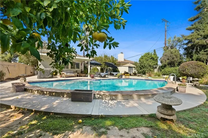 17654 Knapp, Northridge, CA 91325, Los Angeles, California, United States. - Photo 27