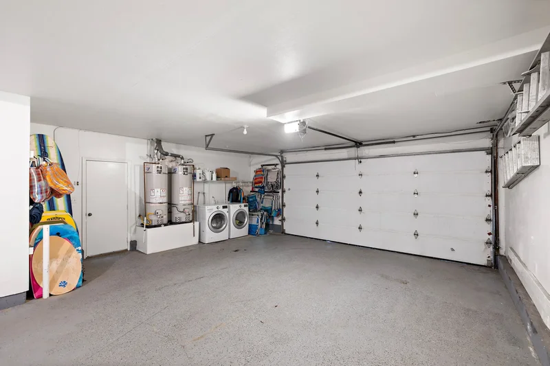 207 40th Street , Newport Beach, CA 92663, Newport Beach, California, United States. - Photo 8