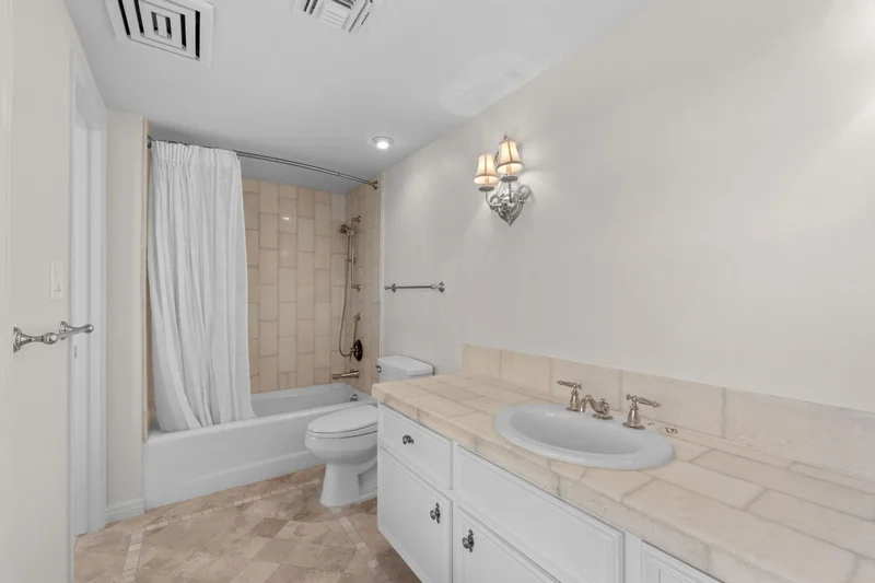 110 Kennedy Avenue Unit 6A, San Antonio, TX, 78209, USA, San Antonio, Texas, United States. - Photo 17