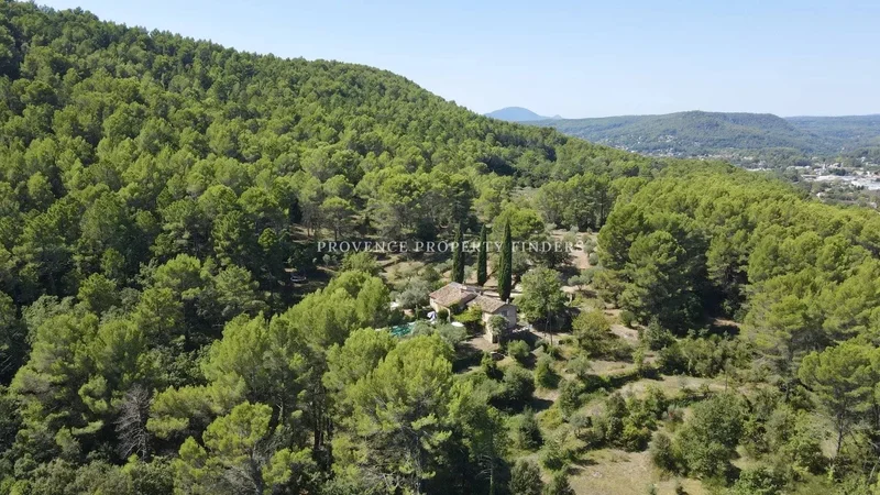 Salernes, Provence-Alpes-Côte d'Azur, France. - Photo 51