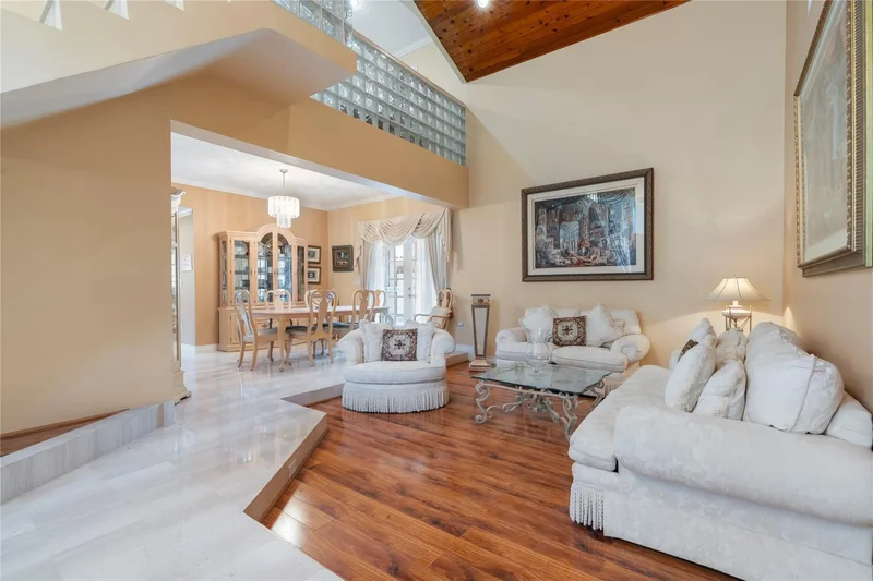 8235 NW 164th St, Hialeah, Florida, United States. - Photo 38