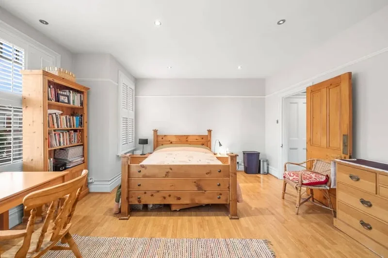 Cedar Road, London, NW2, London, England, United Kingdom. - Photo 14