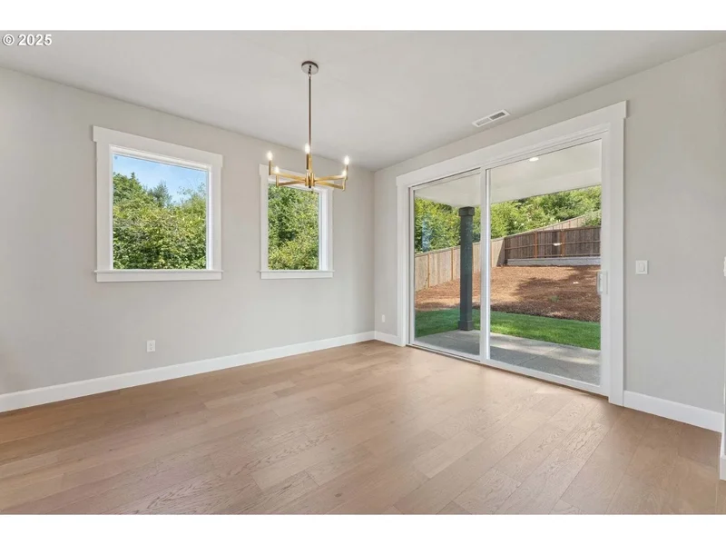 22987 Bland Cir, WestLinn, OR 97068, West Linn, Oregon, United States. - Photo 9