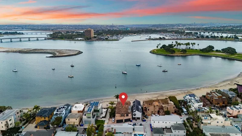 2741 Bayside Walk, San Diego, California, United States. - Photo 9